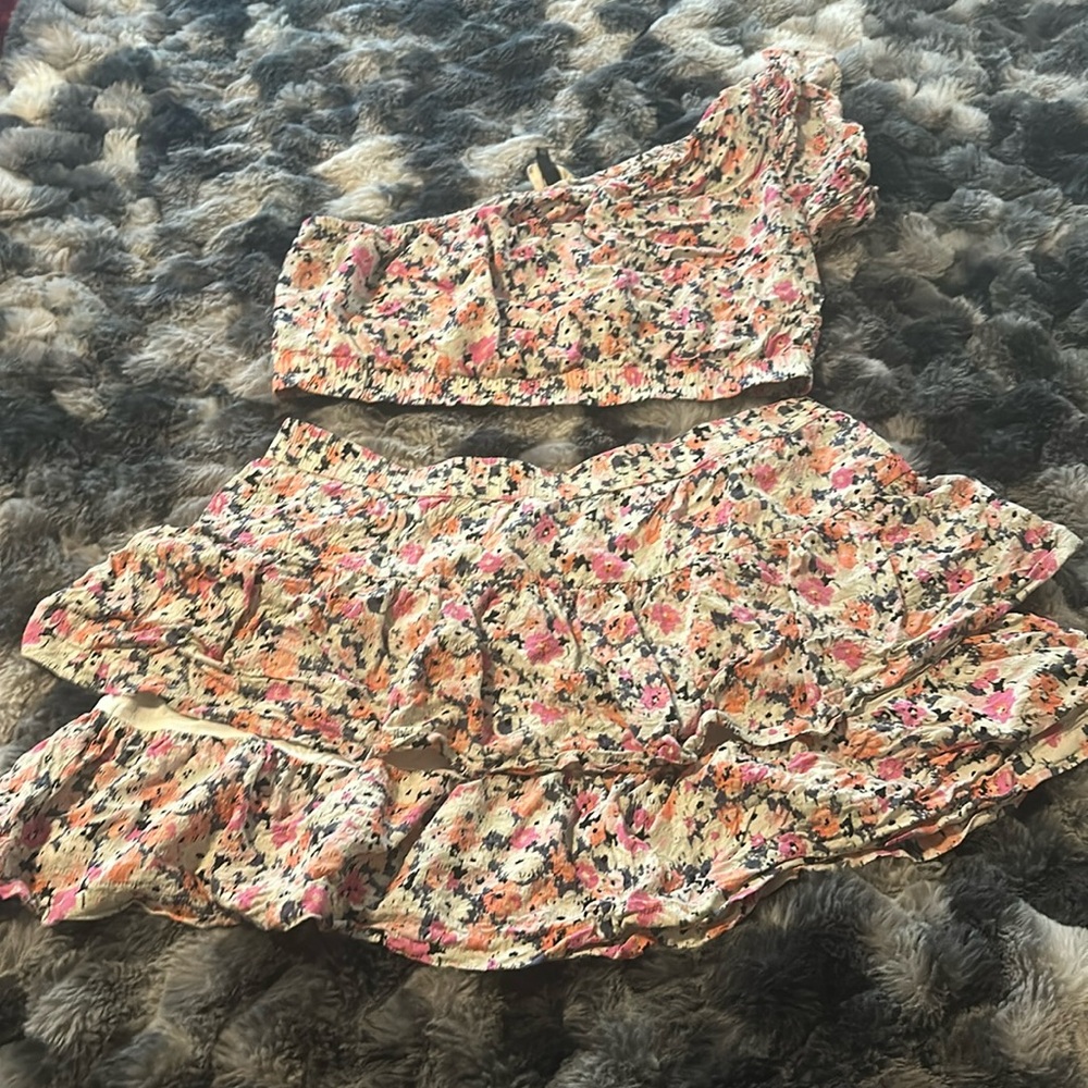 One shoulder crop top and matching skirt